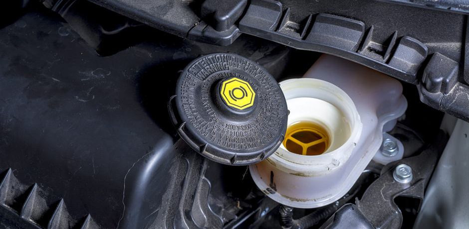 Leia mais sobre o artigo Como está o fluído de freio do seu carro?